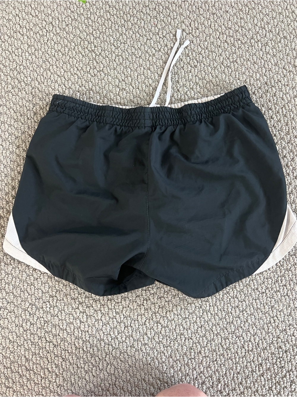 Nike Dri-FIT Running Shorts Women’s Small Black White Athletic Shorts - Picture 3 of 5
